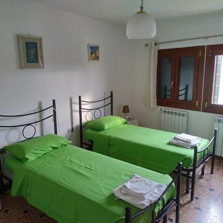 Guizzo Apartment Venezia Luaran gambar
