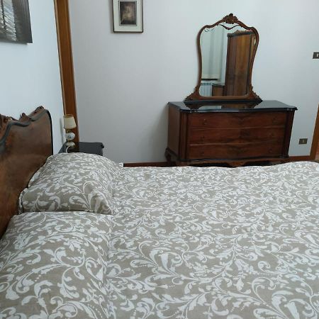 Guizzo Apartment Venezia Luaran gambar