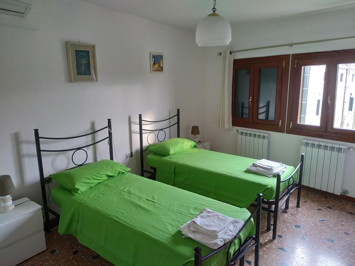 Guizzo Apartment Venezia Luaran gambar
