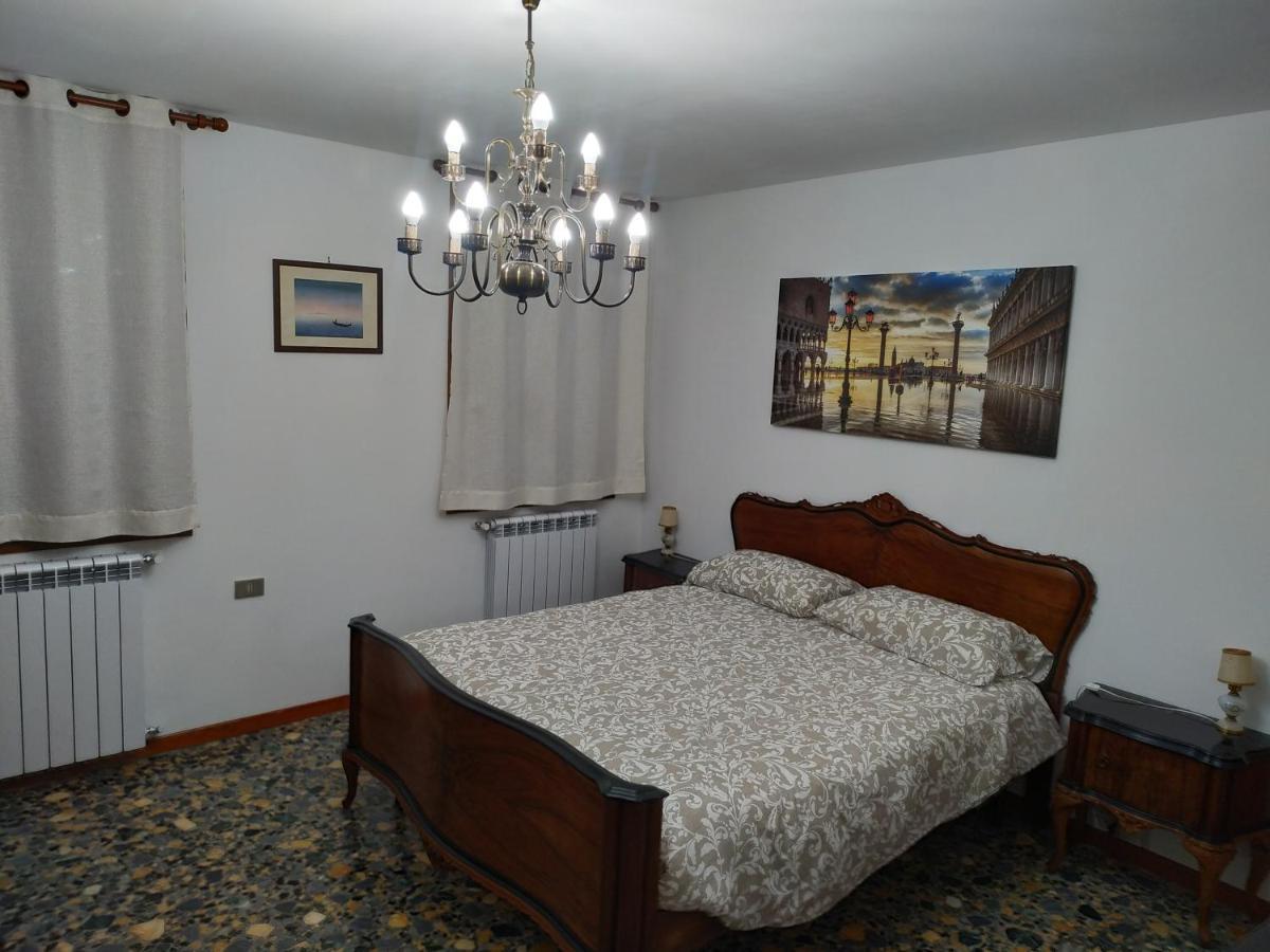 Guizzo Apartment Venezia Luaran gambar